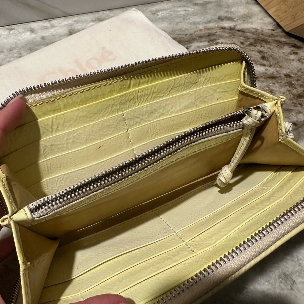 Chloe Cream Wallet - Picture 7 of 8